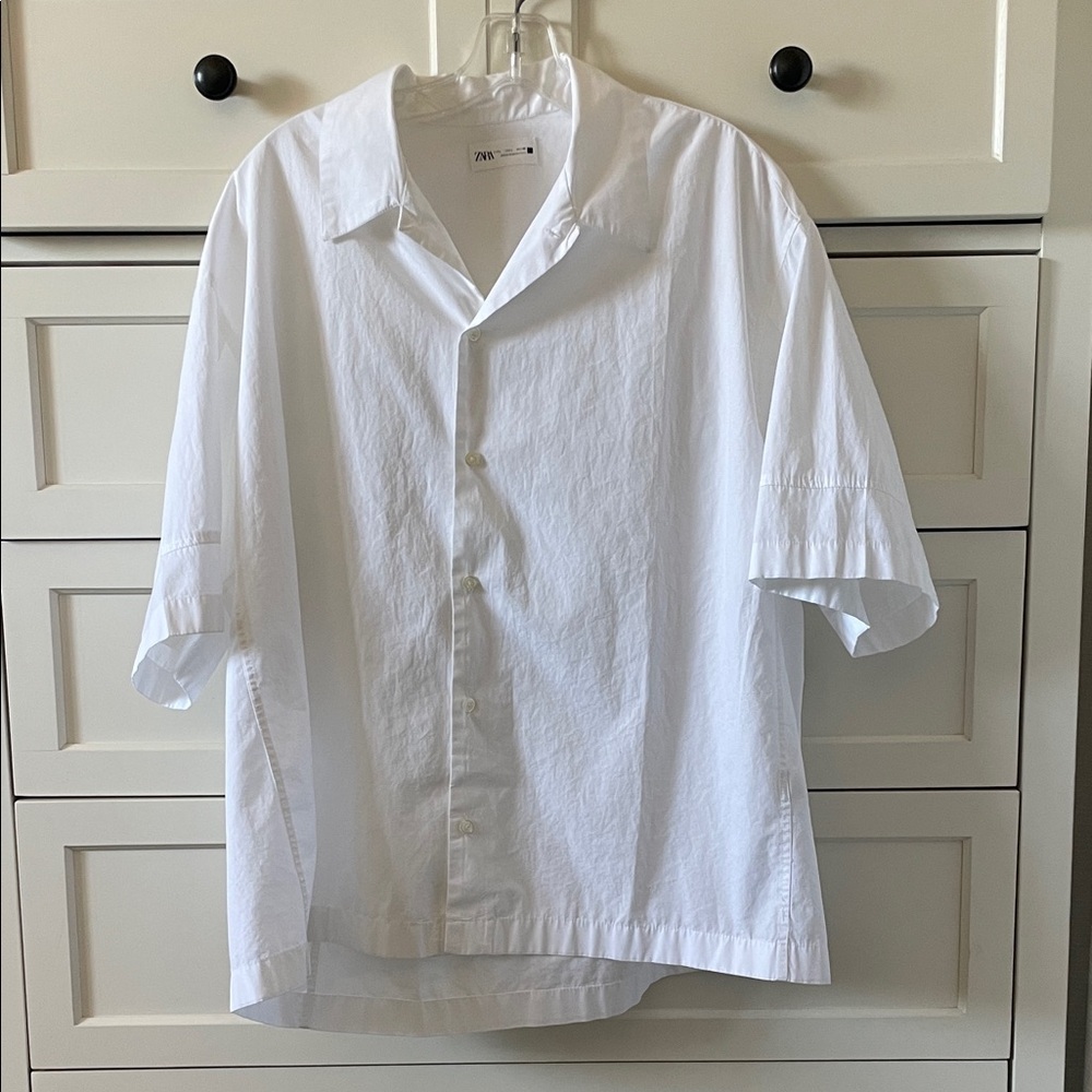 Zara Men’s White Casual Button Down Cotton Collared Short Sleeved Shirt - Large